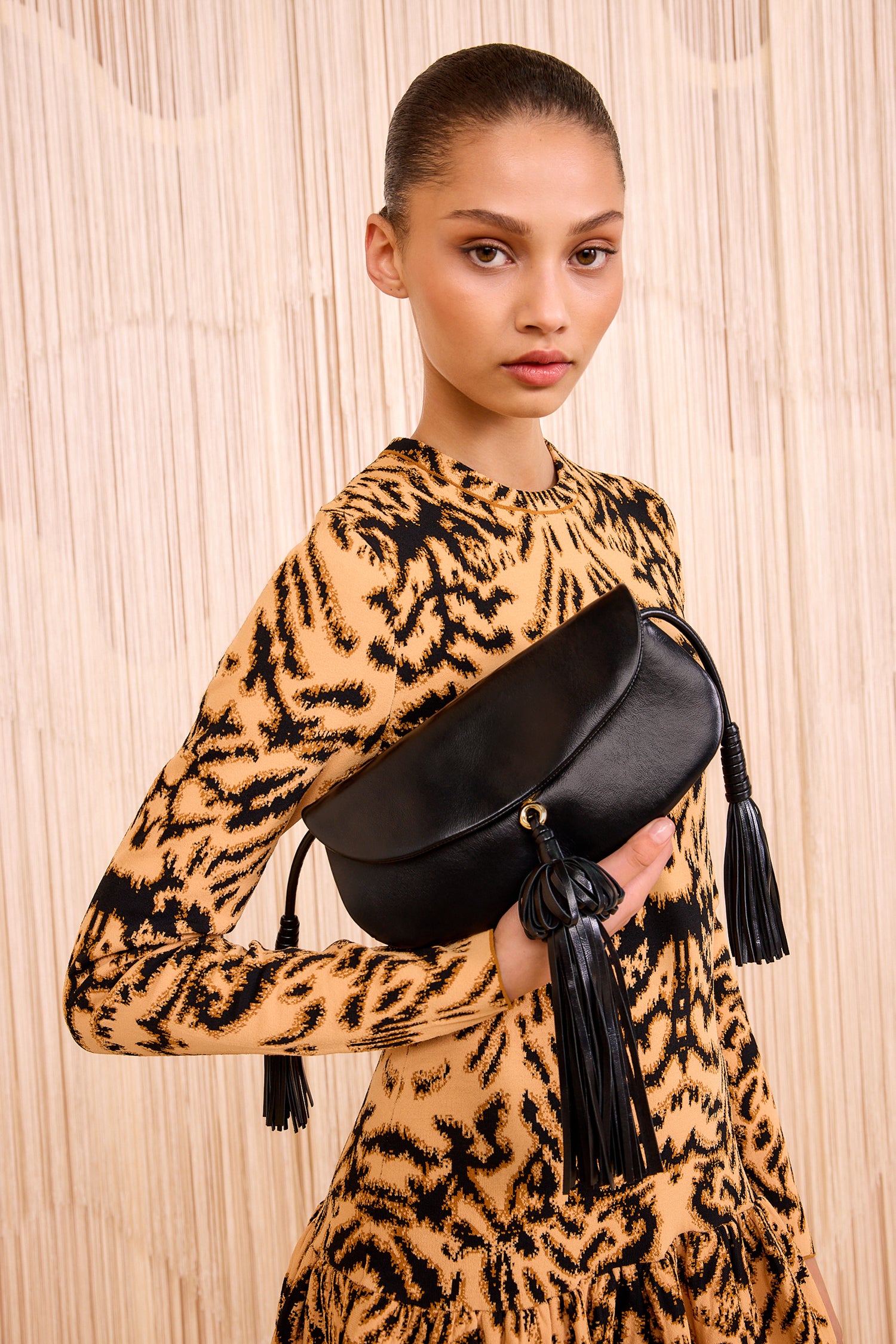 Ulla Johnson Paloma Tassel Flap Bag - Noir