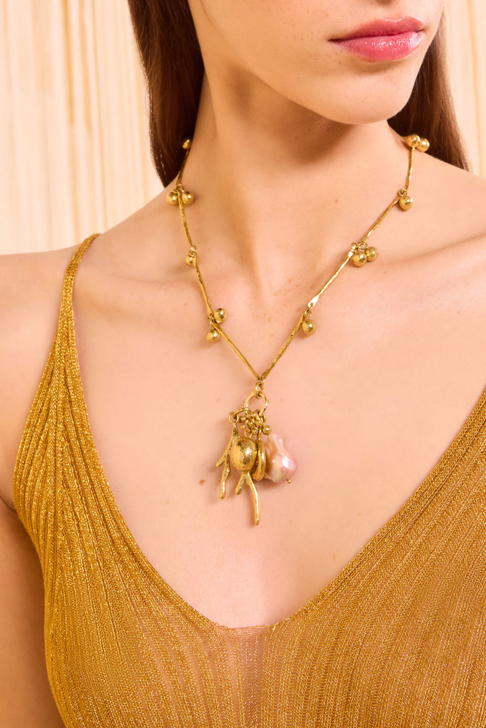 Petrina Mix Motif Coral Necklace - Brass