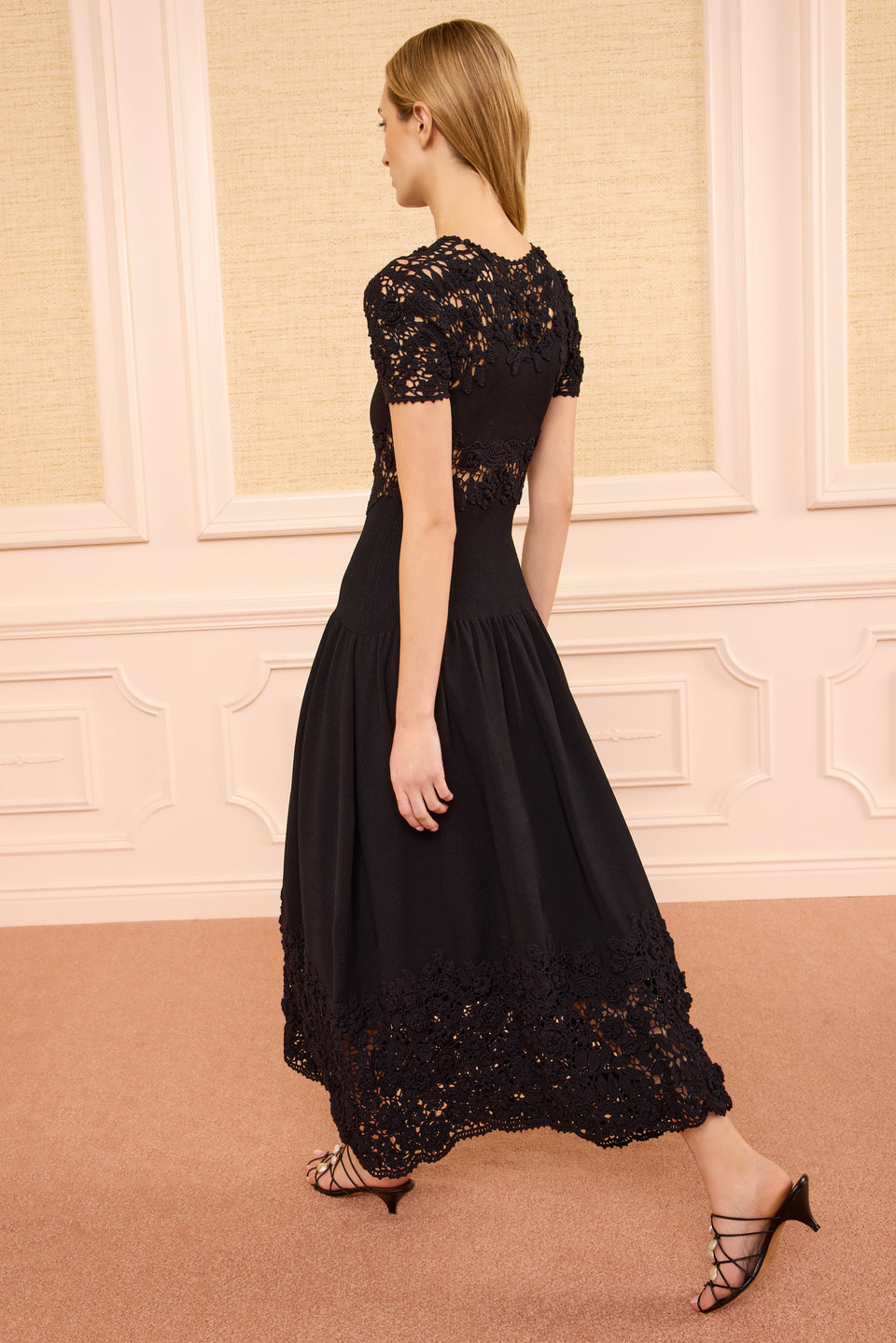Sabrina SS Crochet Dress - Noir
