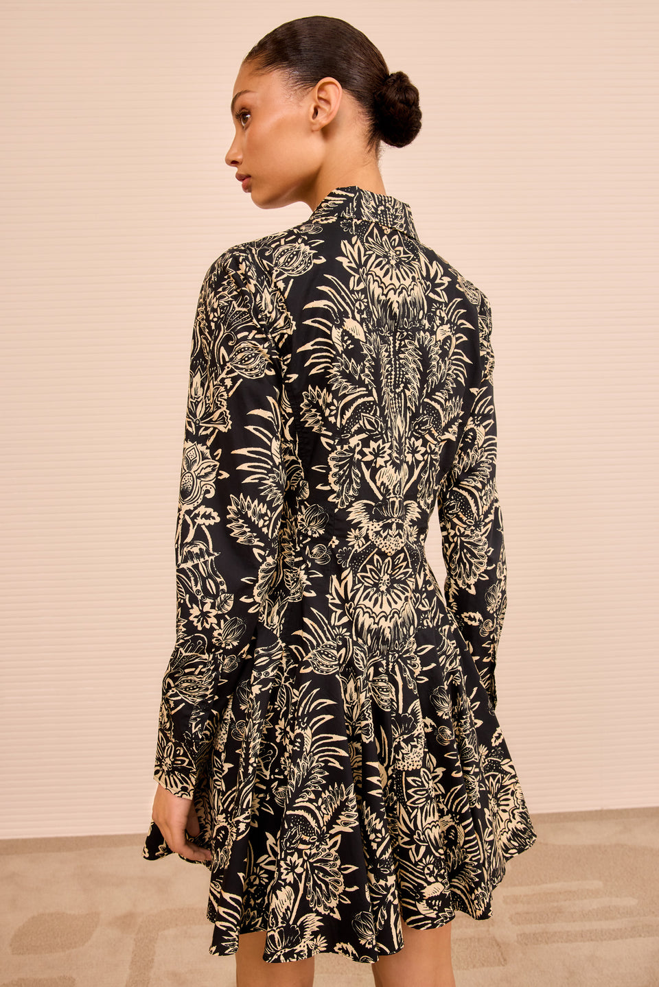 Taliah Long Sleeve Mini Dress - Noir Flora