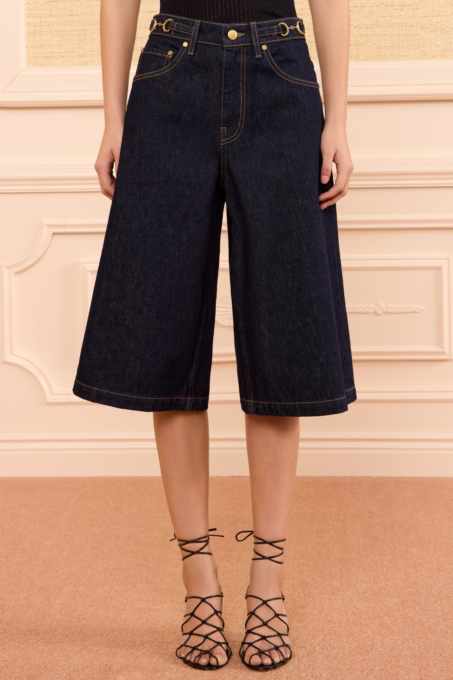Ulla Johnson Tigris Denim Culotte - On Model Cropped Front View, Wide-Leg Silhouette | Ulla Johnson