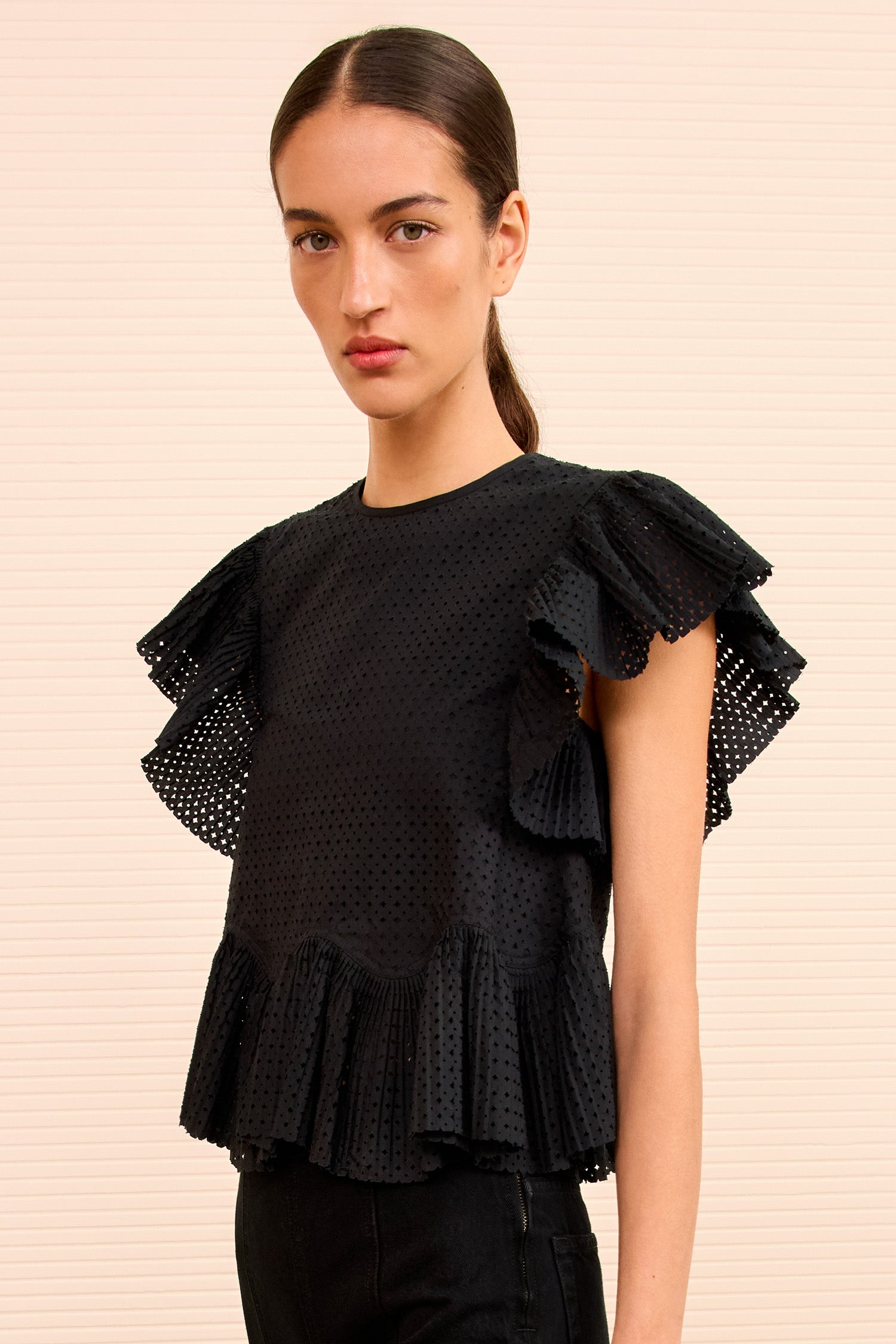 Veasna Flutter Sleeve Top - Noir - Ulla Johnson