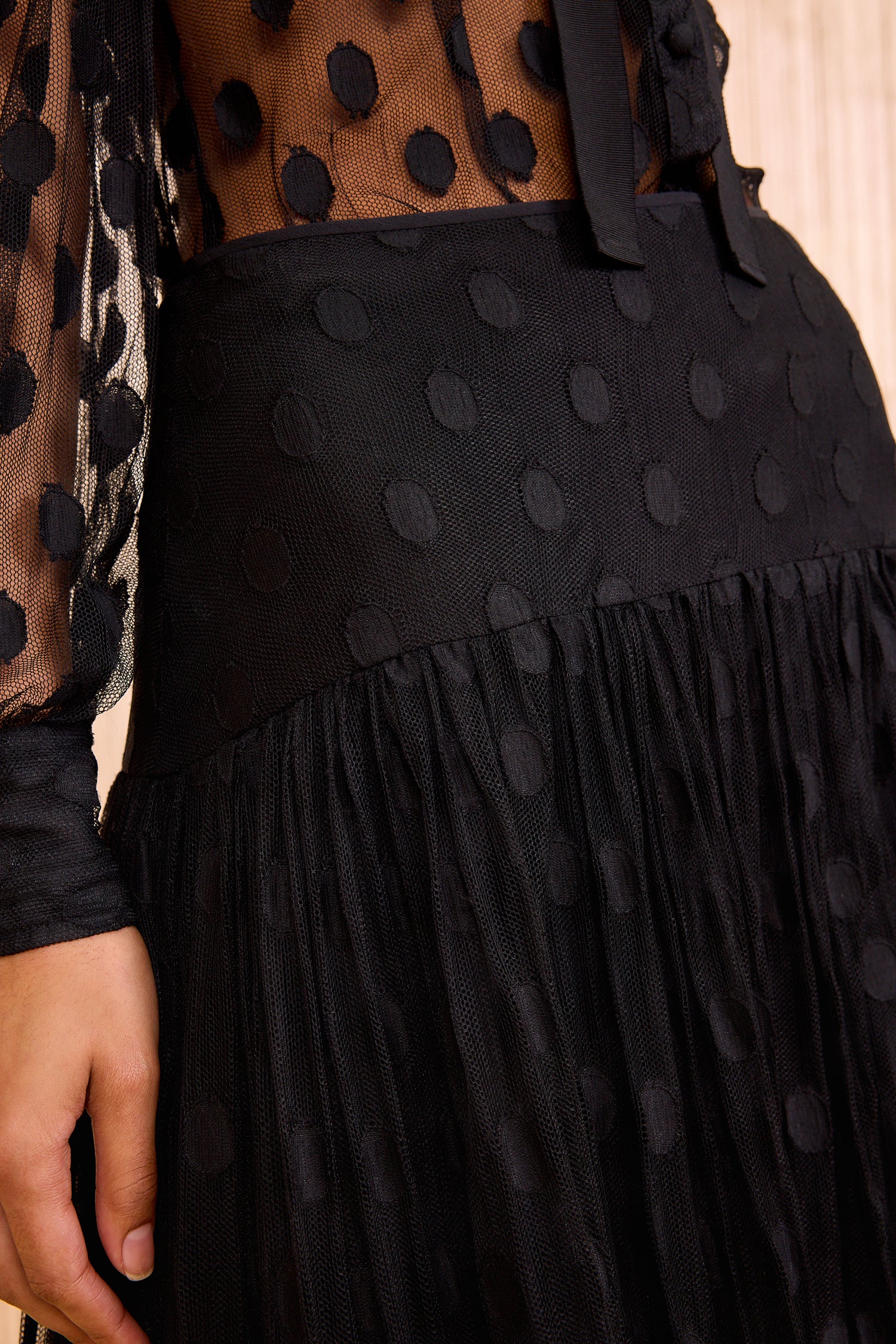 Vera Lace High Waist Maxi Skirt - Noir