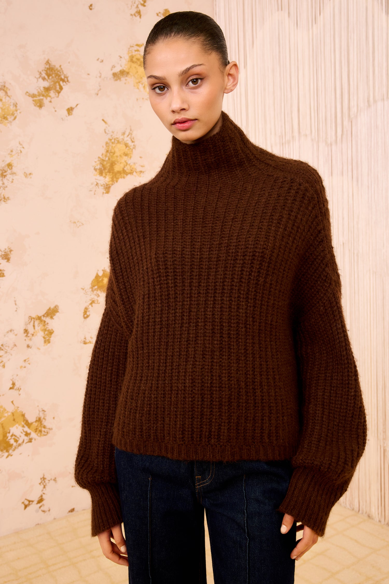 Veron Alpaca Knit Turtleneck - Walnut Brown Textured Knitwear
