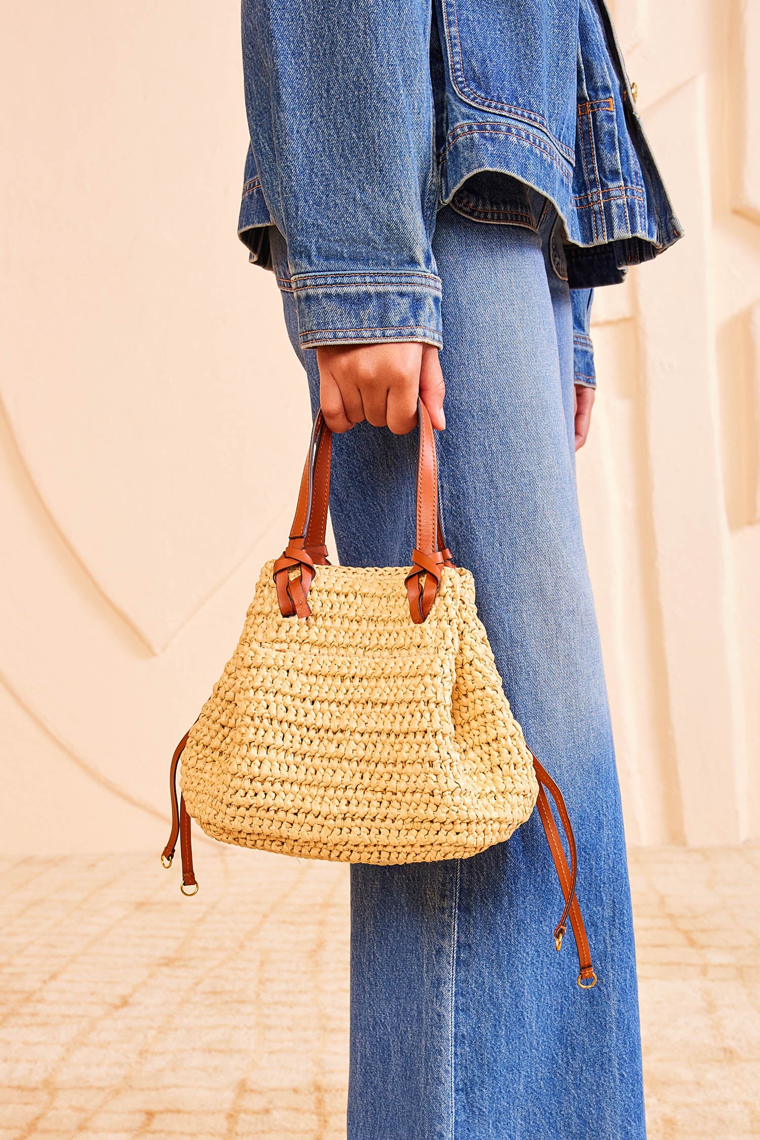 バッグ 999 Gio Raffia Crossbody - Natural Raffia & Leather Crossbody Bag