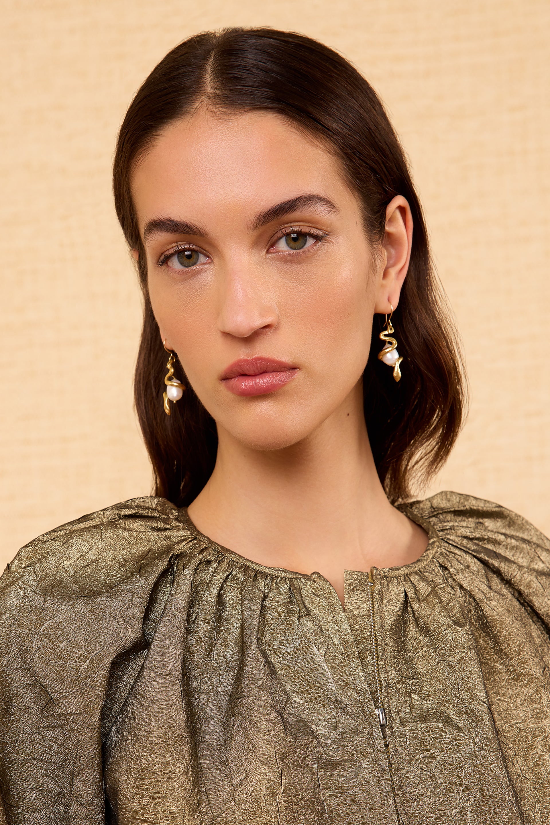 Ulla Johnson Pearl Snake Earring - Pearl