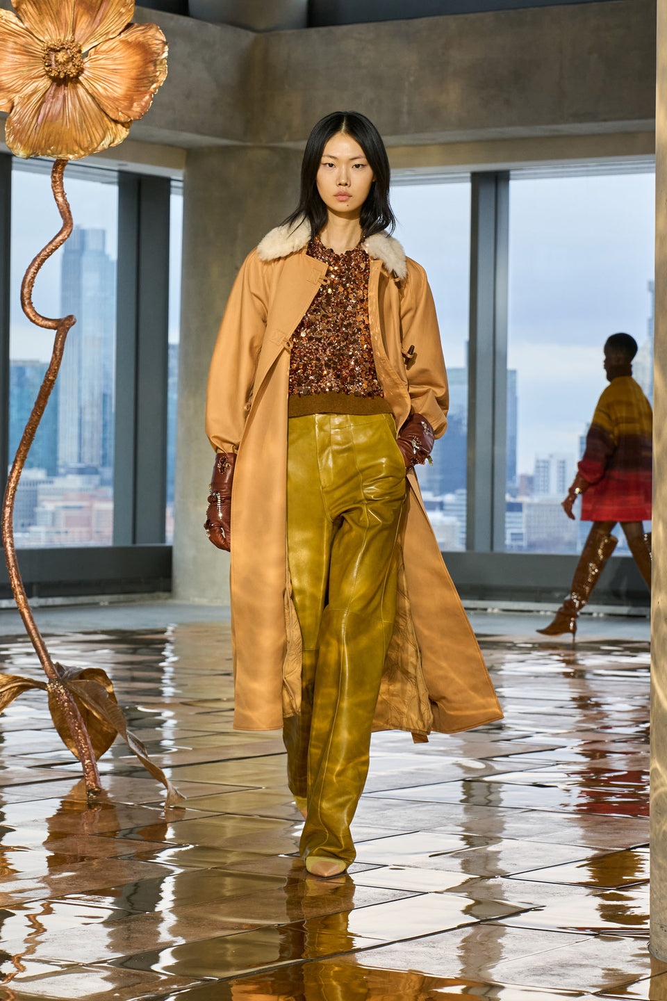 Kadin Leather Mid Rise Pant - Willow