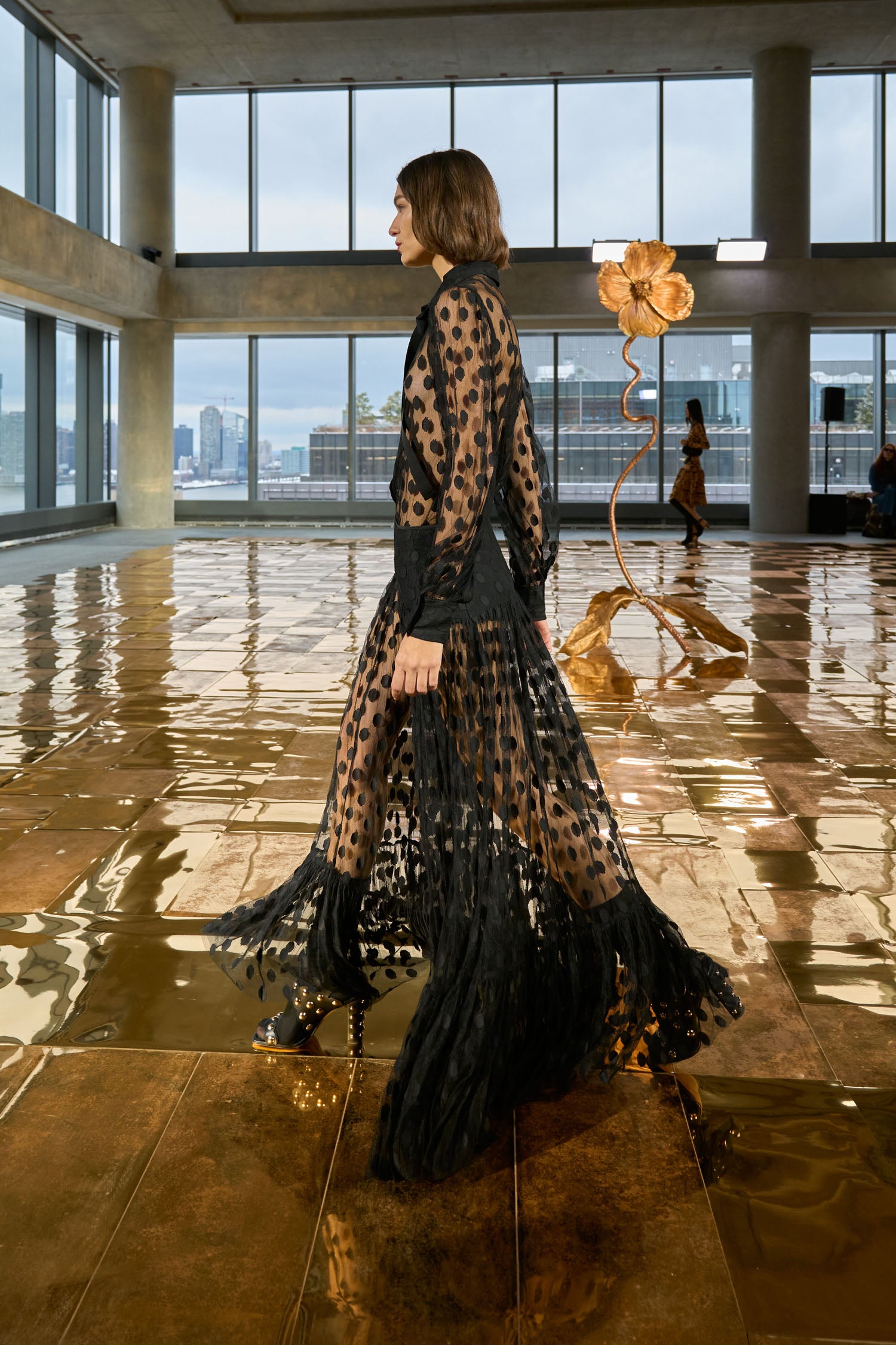 Ulla Johnson Soraya Lace Neck&ndash;Tie Blouse - Noir