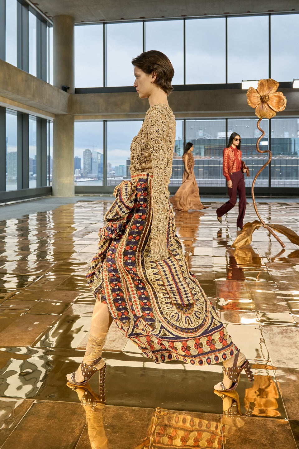 Viola Metallic Floral Crochet Knit Pullover - Lurex Combo