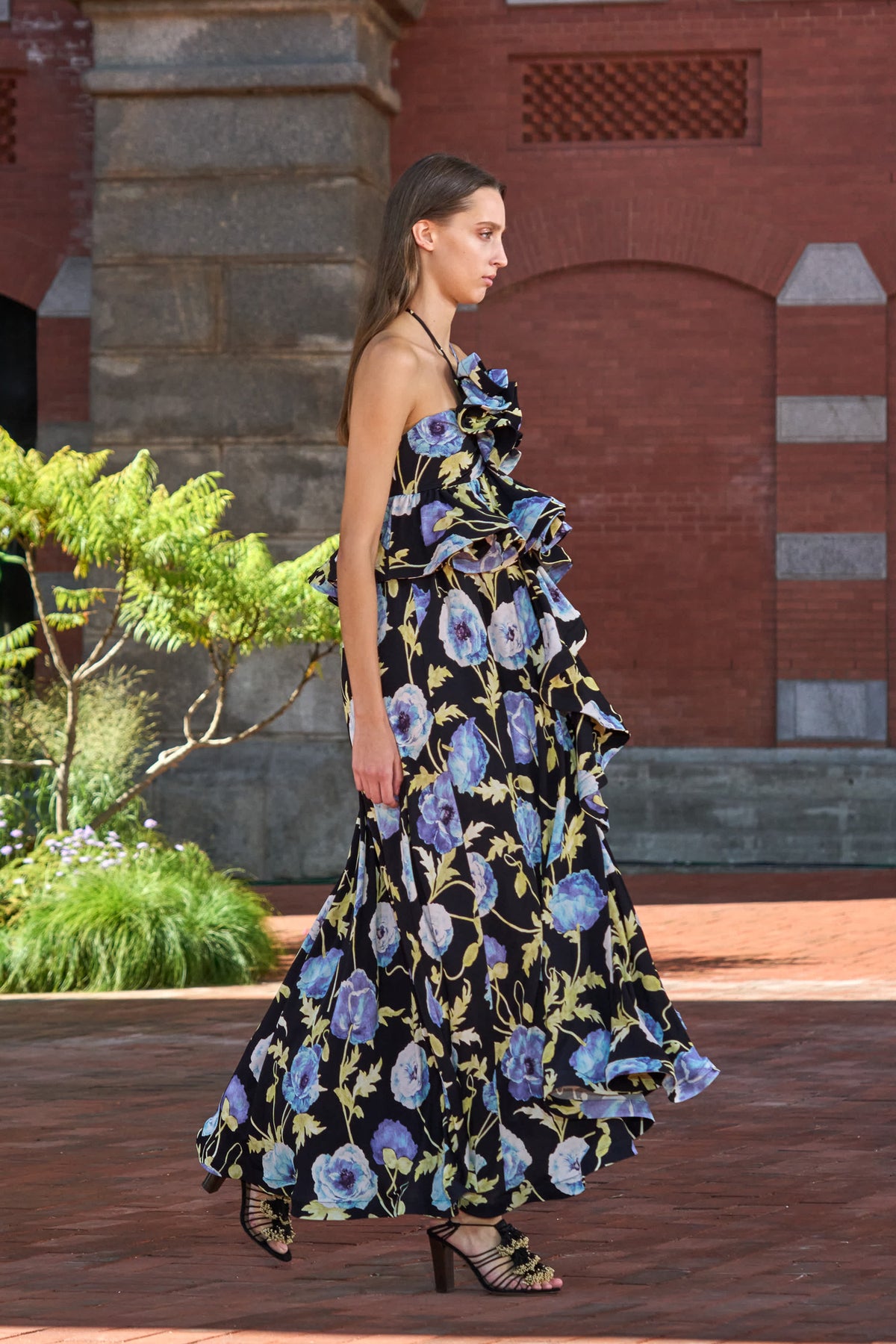⁣⁢Leonie Halter Maxi Jurk Met Ruches - Moon Garden⁤⁣