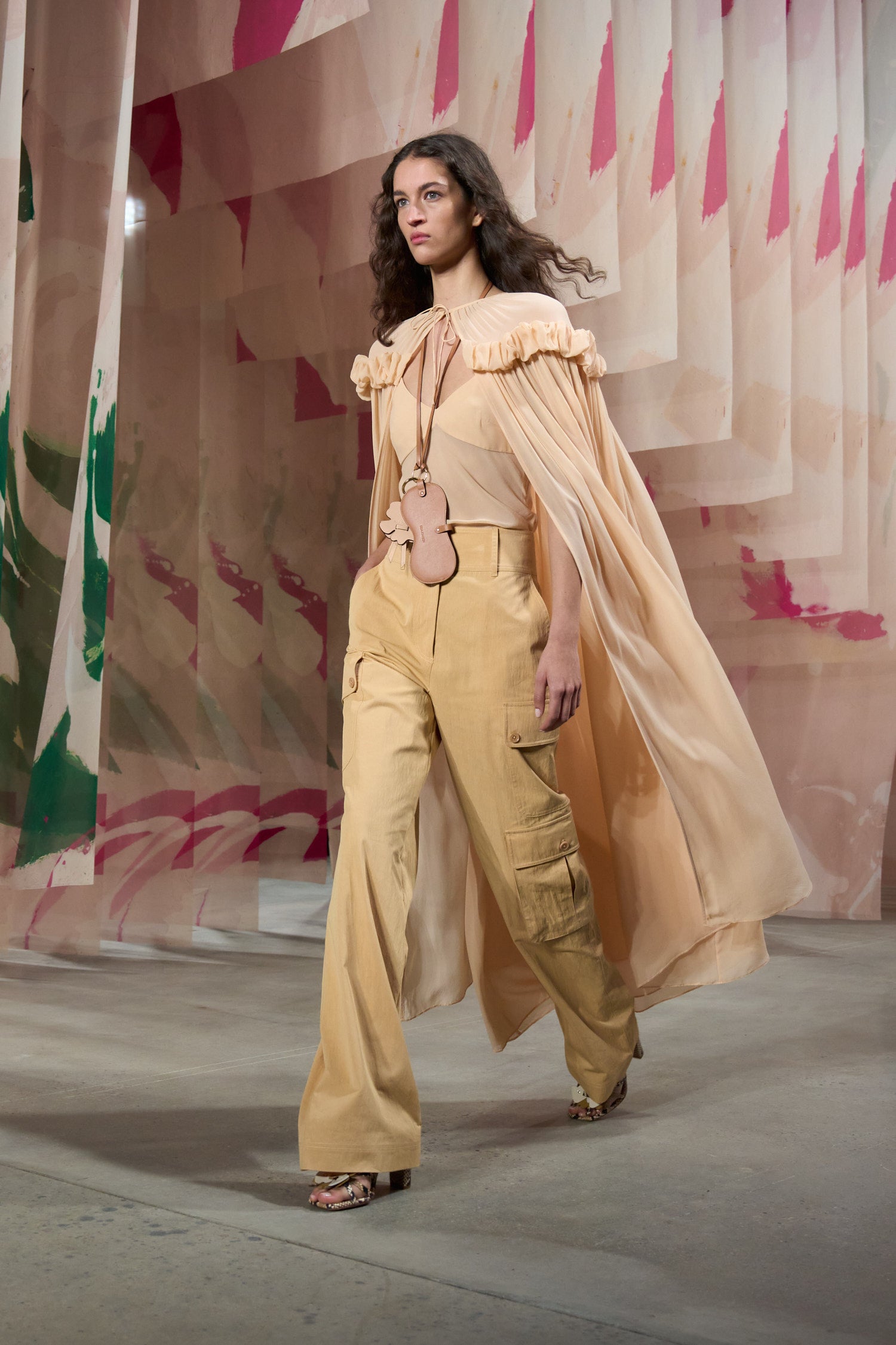 Mirelle Cape - Peony
