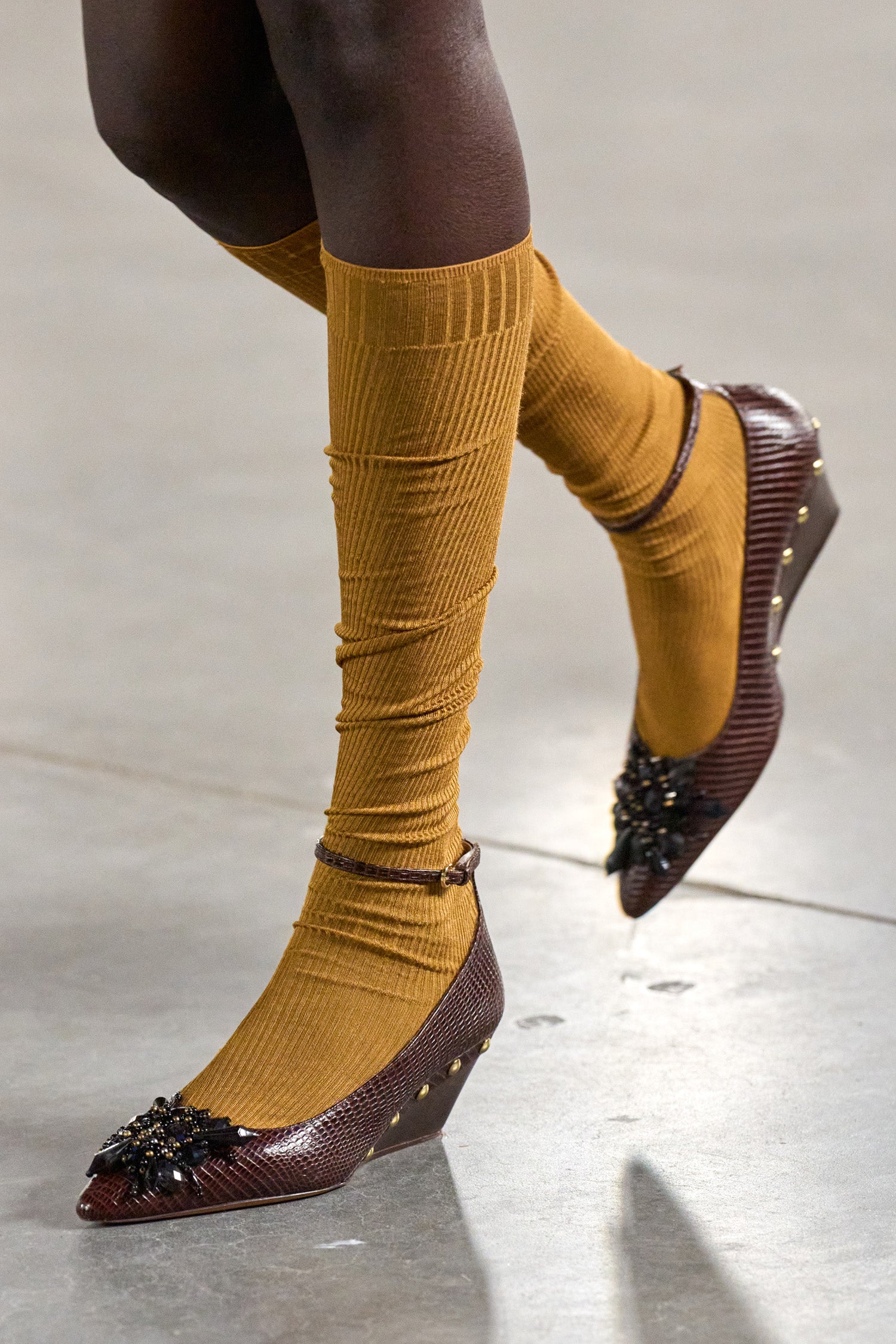 Studded Wedge Pump - Mahogany